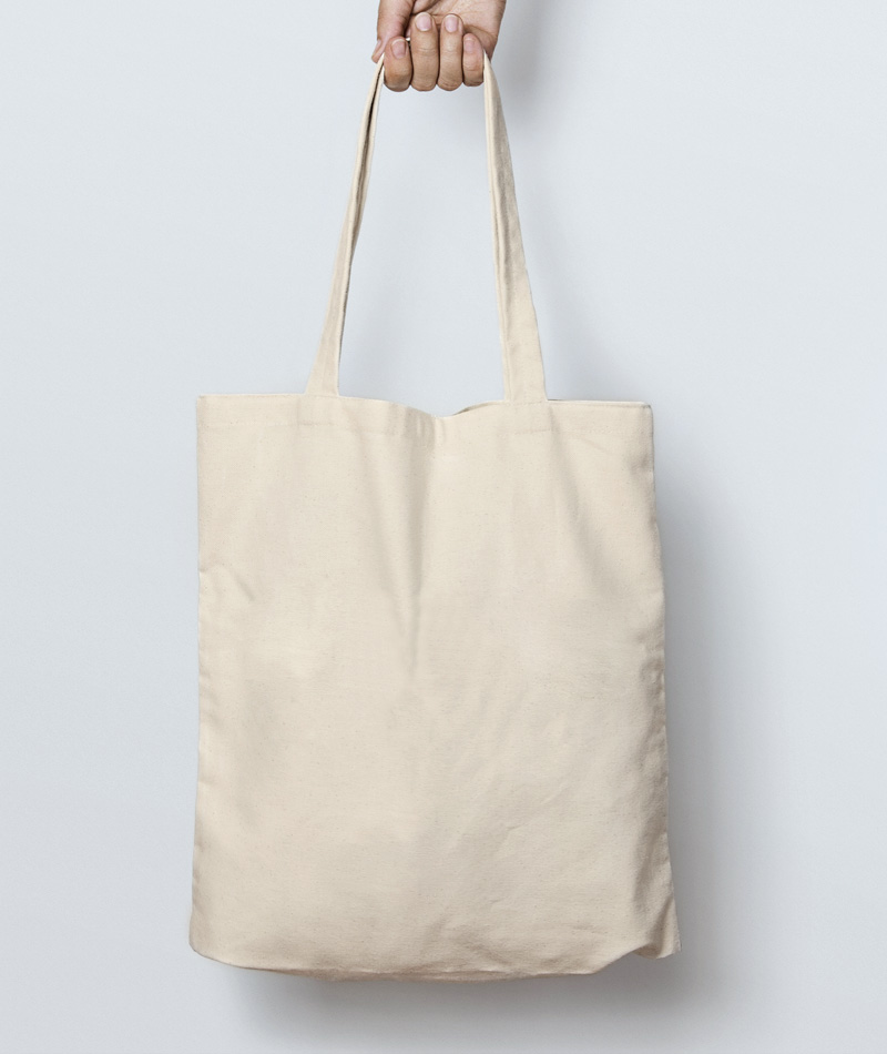 Thin canvas tote bag with zipper closure, off white