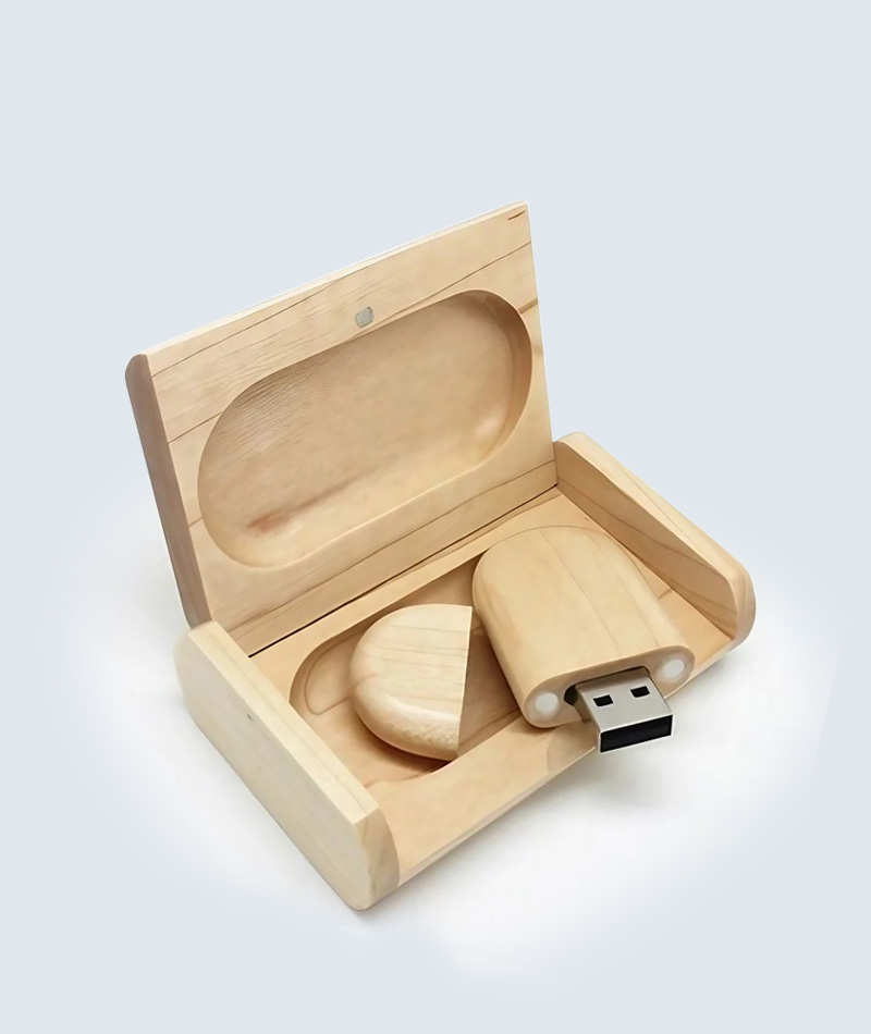 Wooden USB 3.0 Pen Drive and Case